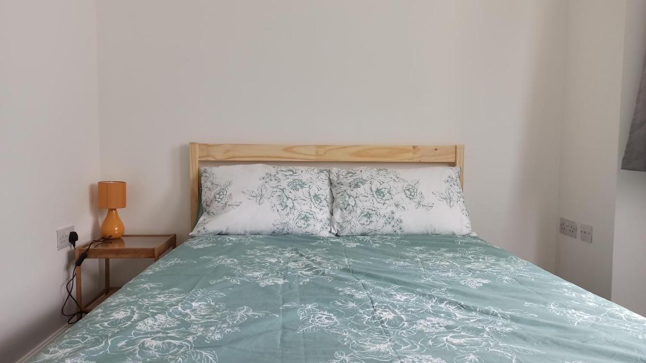 Bright, Chilled Ensuite Db Room In A Shared Flat! London Exterior photo