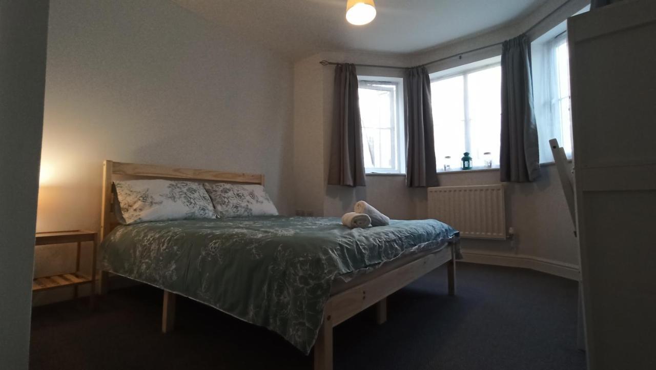 Bright, Chilled Ensuite Db Room In A Shared Flat! London Exterior photo